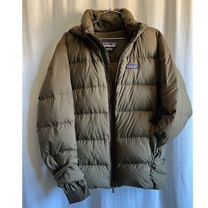 Patagonia Men’s Silent Down Jacket